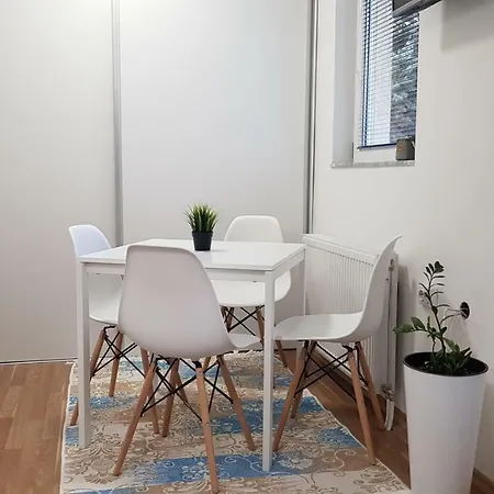 Apartman Charming In Center *